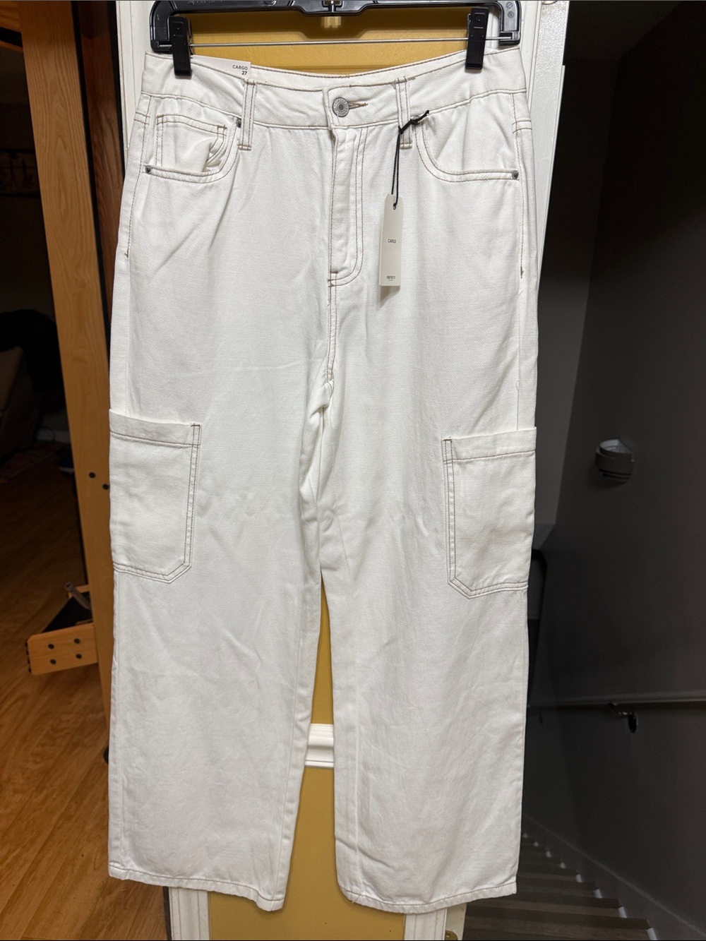 Forever 21 Cream Wide-Leg Cargo Jeans
